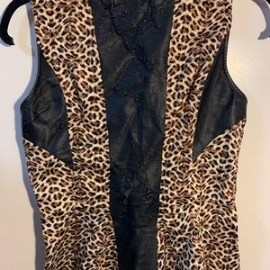vintage Bebe cheetah print top